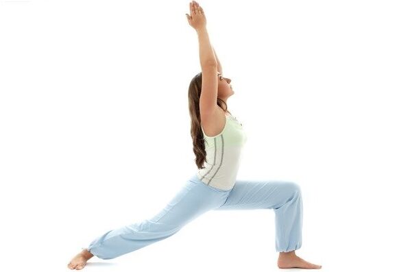 Pahlawan yoga berpose untuk menurunkan berat badan